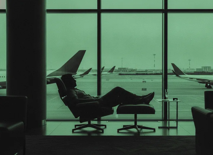 Airport lounges — Complimentary domestic & global visits